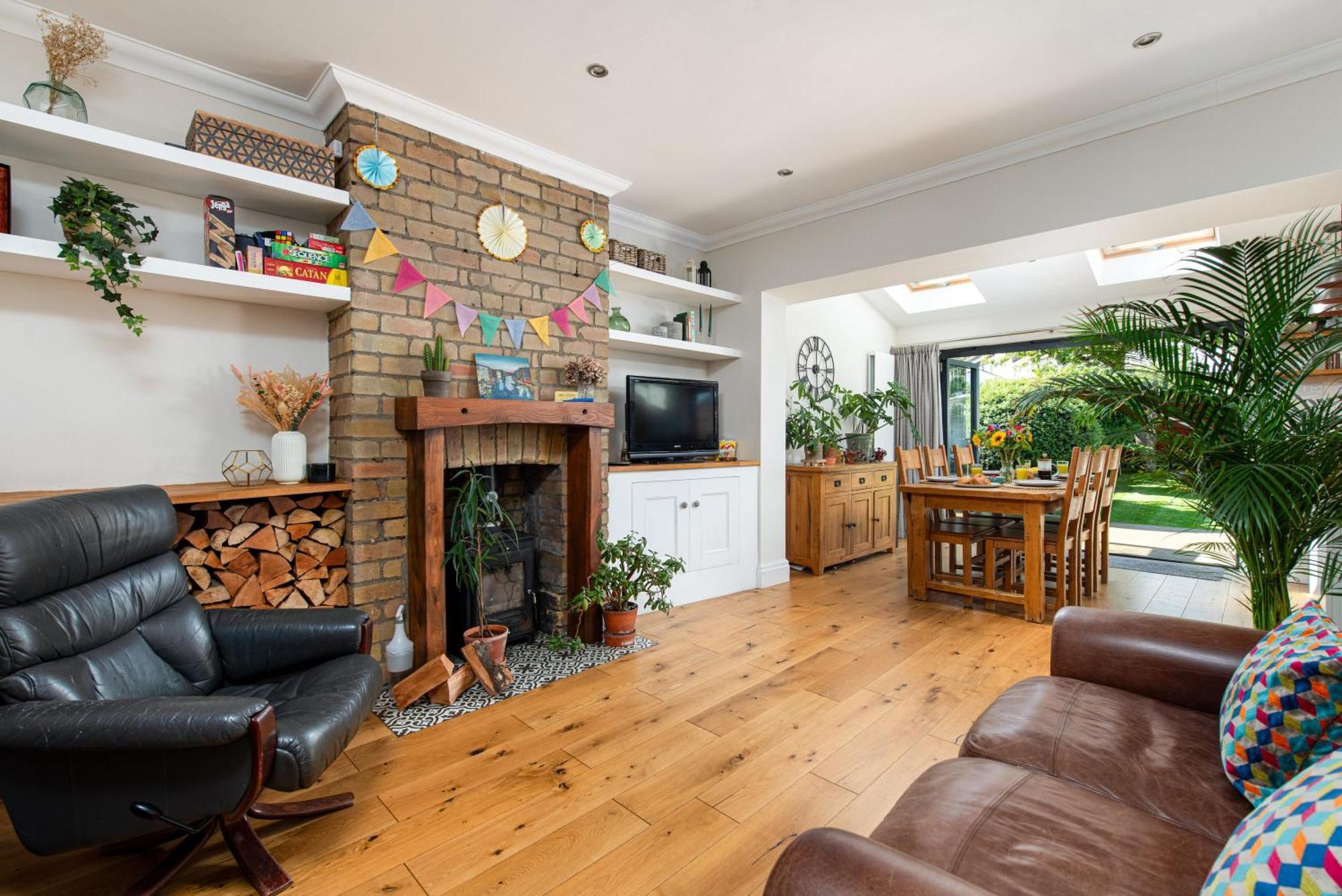 Charming Family Home With Stoves, Garden & Parking บริสตอล ภายนอก รูปภาพ
