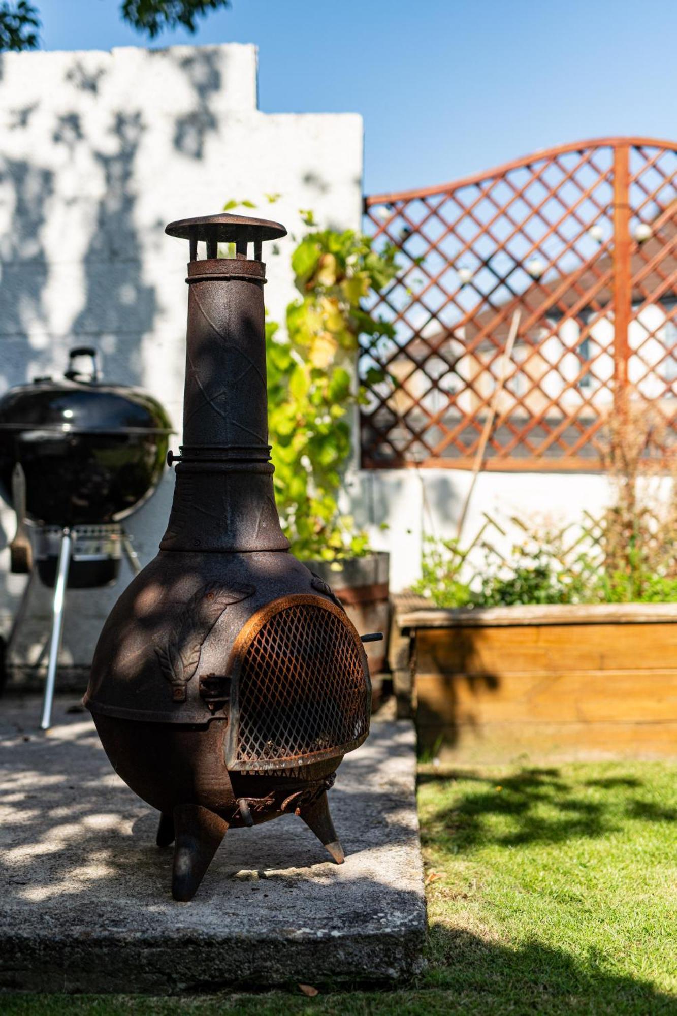 Charming Family Home With Stoves, Garden & Parking บริสตอล ภายนอก รูปภาพ